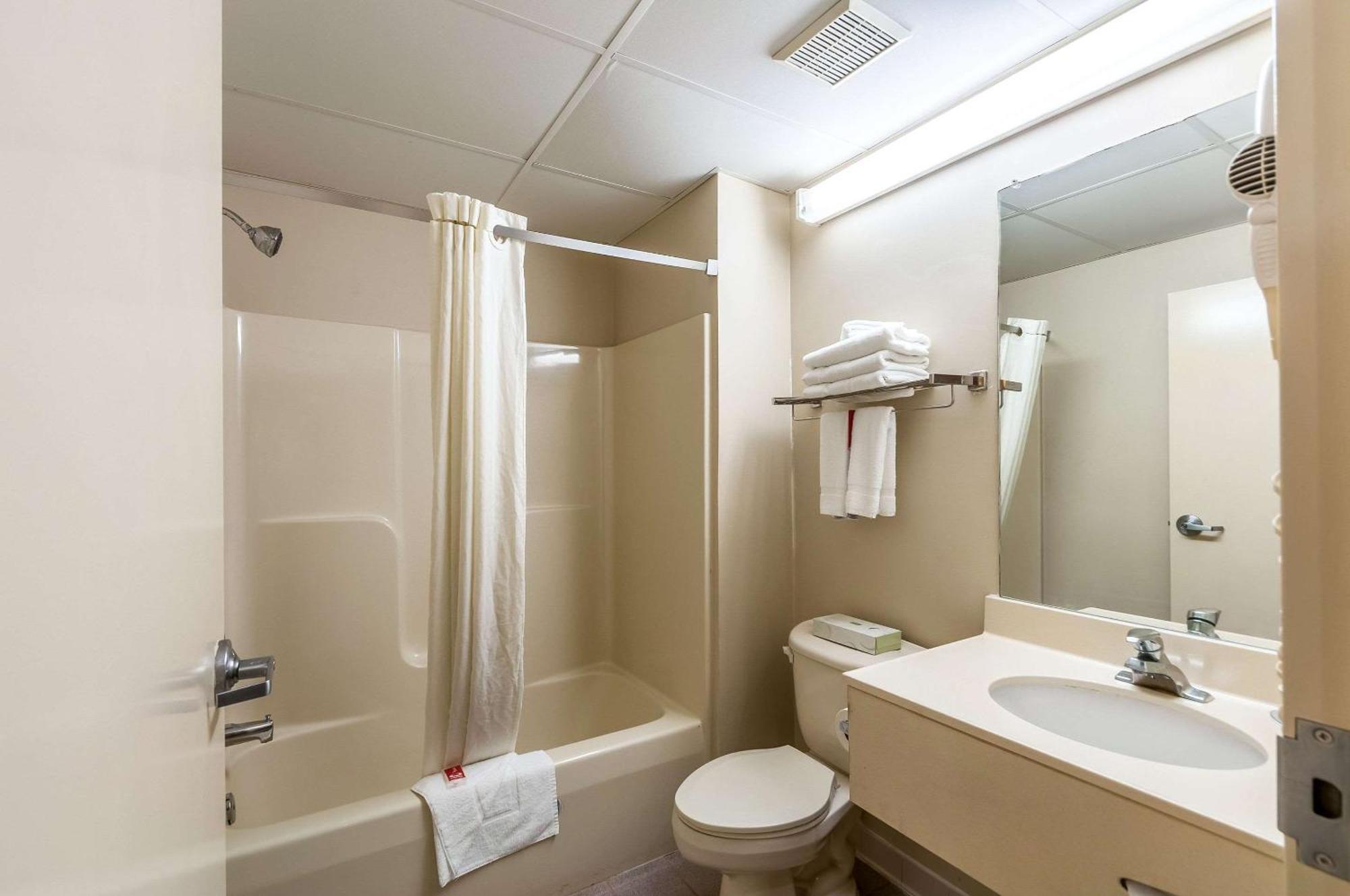 Econo Lodge Inn&Suites Middletown Zewnętrze zdjęcie