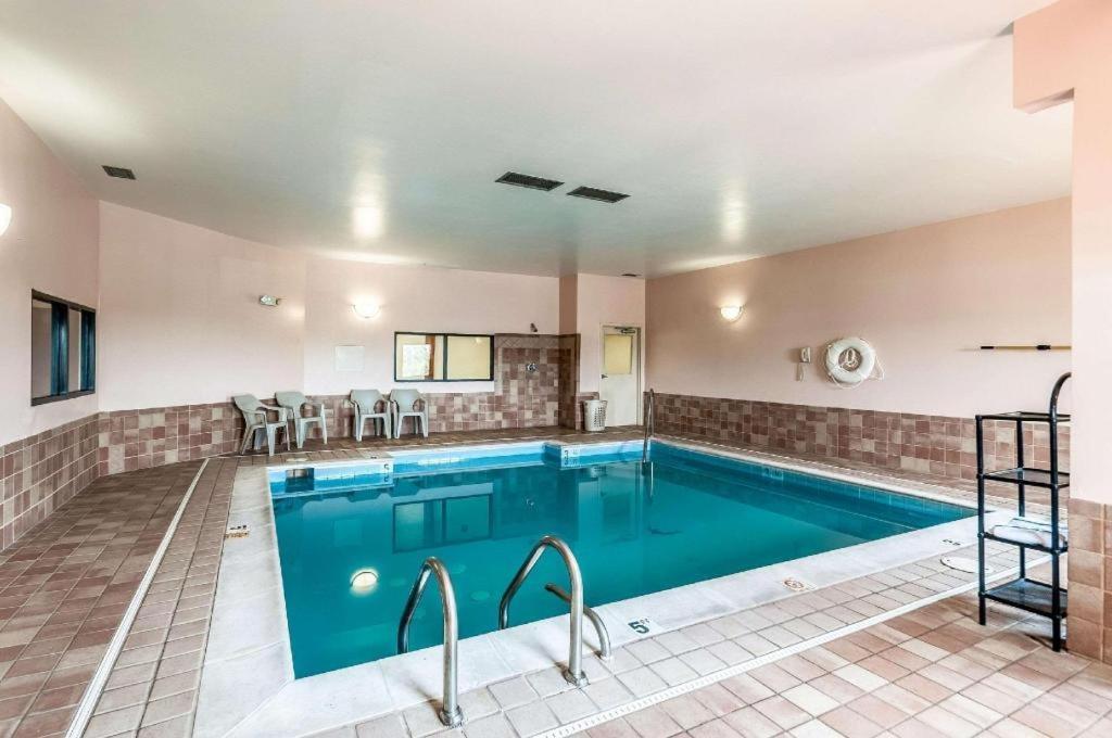 Econo Lodge Inn&Suites Middletown Zewnętrze zdjęcie